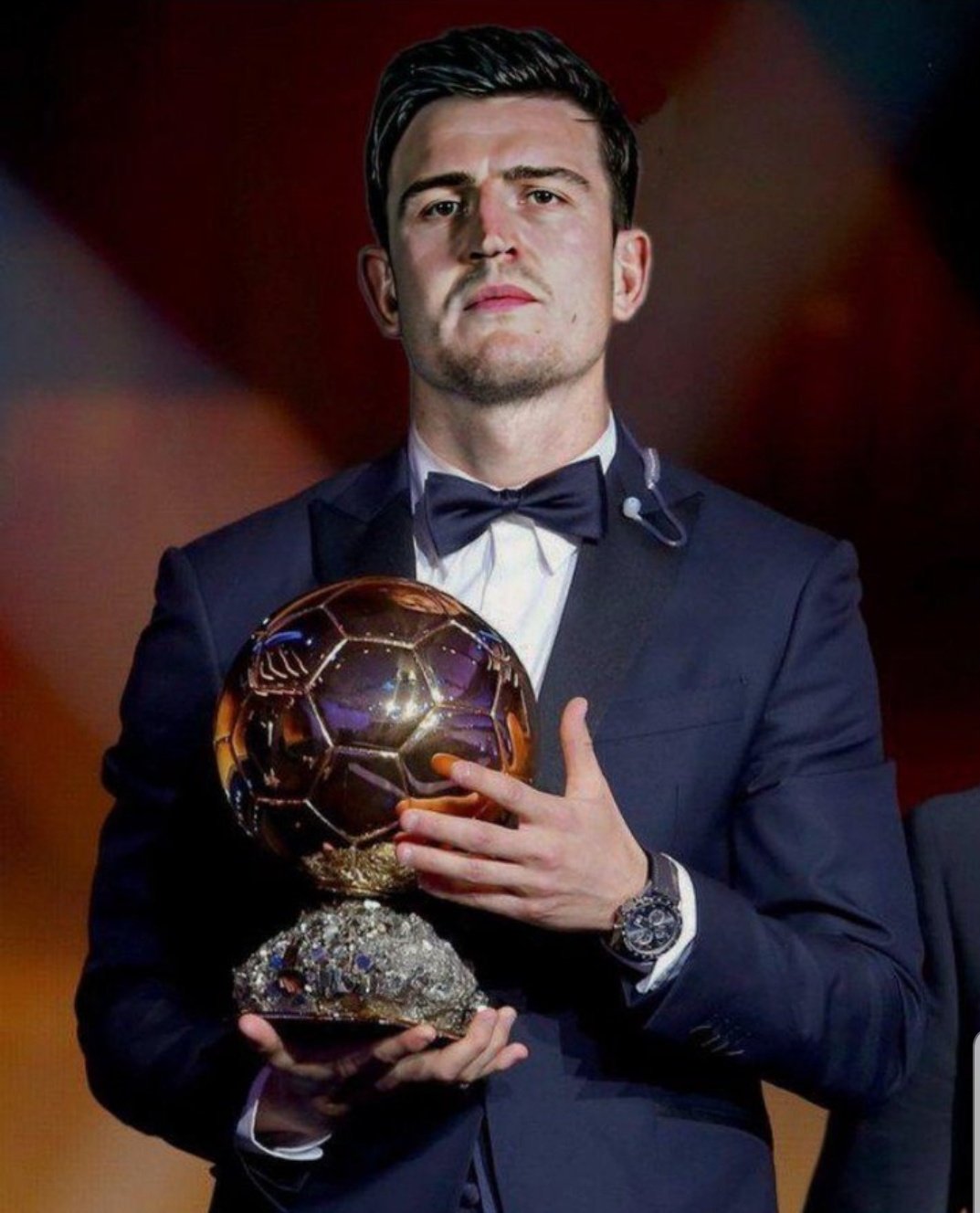 皇马0-2负塞尔塔赛后球员围攻裁判，一分钟内五黄一红